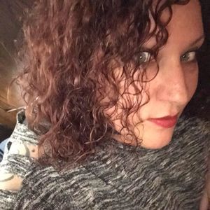 Meet your Posher, Raina